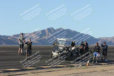 media/Oct-30-2025-Racers Edge (Thu) [[dabbdaf680]]/1-Around the Pits- Track Walk/